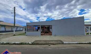 Imagem: C610 - 03 Residências localizadas em Avenida