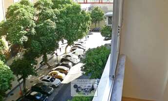 Imagem 7: Lindo Quarto e Sala, totalmente reformado há pouco tempo, moderno, claro e arejado