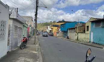 Imagem: Casa no centro de macaparana rua larga e