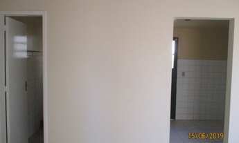 Imagem 6: Penha- casa de fundos de 2 quartos