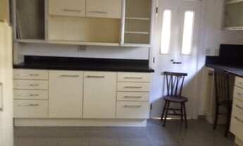 Imagem 3: Em Frente ao Mar vendo 2 casas com 100 metros quadrados com 4 quartos em Centro - Cid