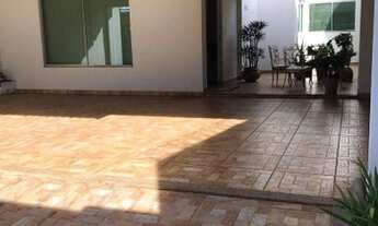 Imagem 5: Casa com 3 dormitórios à venda, 244 m² por R$ 750.000 - Independência - Ituiutaba/MG