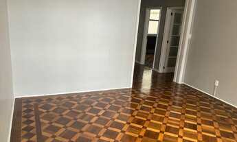 Imagem 2: Apartamento para venda com 147 metros quadrados com 3 quartos em Copacabana - Rio de Janei