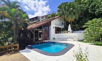 Imagem 2: Casa com piscina no Itanhangá!