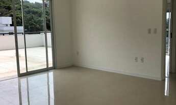 Imagem 2: Cobertura para Venda em Florianópolis, Canasvieiras, 2 dormitórios, 1 suíte, 2 banheiros