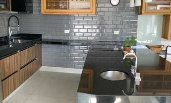 Imagem 3: Duplex para aluguel e venda possui 206 metros quadrados com 3 quartos