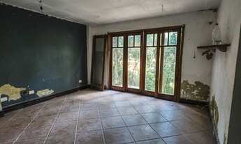 Imagem 6: Casa de condomínio para aluguel e venda possui 800 metros quadrados com 5 quartos