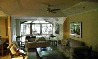 Imagem 7: Casa Santa Helena de 650 metros quadrados no bairro Barra da Tijuca com 5 quartos