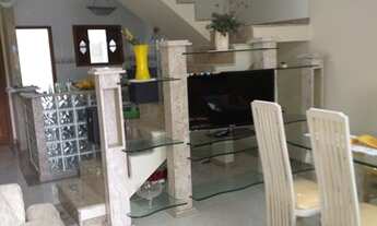 Imagem 4: Vende-se uma casa, estilo Triplex - Mobiliada - à 6 quadras da praia do Peró