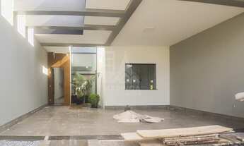 Imagem 2: Casa a venda Jardim Ipanema em Maringá com piscina