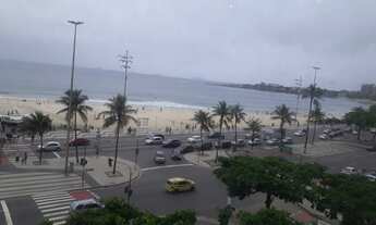 Imagem 2: Apartamento para venda tem 190 metros quadrados com 3 quartos em Copacabana - Rio de Janei