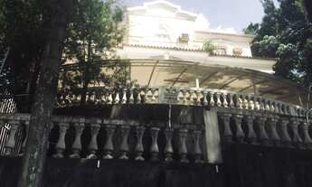 Imagem: Sobrado para aluguel com 700 metros quadrados