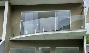 Imagem 3: Casa para venda possui 140 metros quadrados com 3 quartos em Cônego - Nova Friburgo - Rio