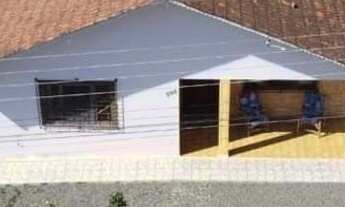 Imagem 2: Residência no centro de Campo Alegre, coladinha do Hospital