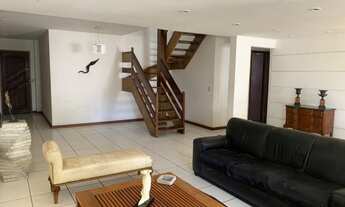 Imagem: Cobertura ampla vista livre com piscina