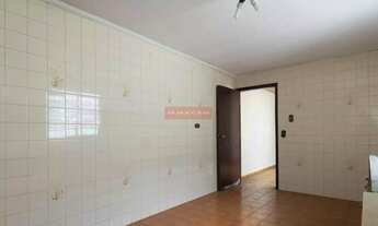 Imagem 3: Sobrado com 150m2, sendo 3 quartos, 3 wcs, 2 vagas, sala, coz. Excelente localização