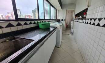 Imagem 2: Apartamento para venda possui 225m2 , com 4 quartos,sendo 4 suites - Setúbal , Boa Viagem