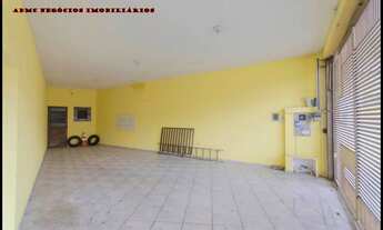 Imagem 2: Casa para aluguel e venda possui 450 metros quadrados com 6 quartos