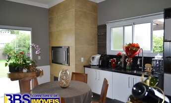 Imagem 3: CASA A VENDA EM CONDOMINIO FECHADO COM ACESSO PARA O RIO CAMARÃO !!