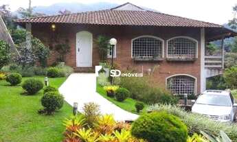 Imagem: Casa à venda, 6 quartos, 1 suíte, 4 vagas