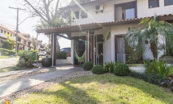 Imagem 2: Apartamento para venda tem 140 metros quadrados com 3 quartos em Cavalhada - Porto Alegre