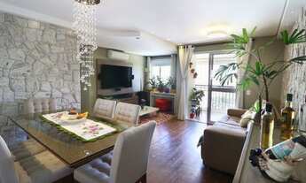 Imagem 2: Charmoso apto. 82m2, 2 quartos,1 suíte, 2 banheiros, 1 lavabo, 2 vagas cobertas ótima loca