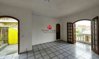 Imagem 6: Casa assobrada de 3 dormitórios, 1 suíte, 2 vagas, 200 m², perto de Metrô, na Vila Esperan