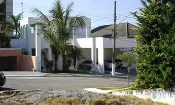 Imagem 2: Casa de condomínio sobrado para venda possui 450 metros quadrados com 4 quartos