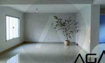 Imagem 2: Agatê Imóveis vende Maravilhosa Casa Duplex de 350 m² - Itaipu - Niterói por R 850 mil rea