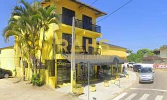 Imagem: Prédio comercial no Centro de Barra do