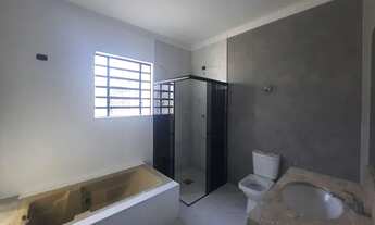 Imagem 2: Casa toda reformada com piscina Jd do Lago