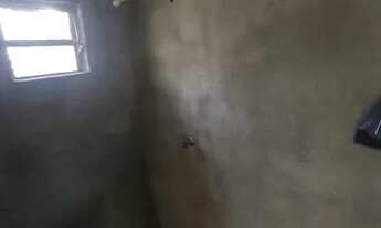 Imagem 4: Vende se casa no quarentenário