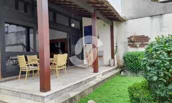 Imagem 2: Casa para venda possui 520 metros quadrados com 4 quartos em São Francisco - Niterói - RJ
