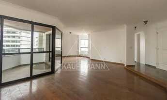 Imagem 1: Vila Uberabinha, Oportunidade, ótima localização, lindo apartamento, 4 dormitórios