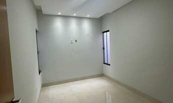 Imagem 2: Casa para venda possui 120 metros quadrados com 3 quartos em Goiá - Goiânia - GO