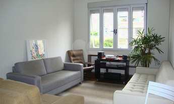 Imagem 2: Rua Avanhandava muito iluminado e amplo, com um charmoso jardim interno. Otima localizaça