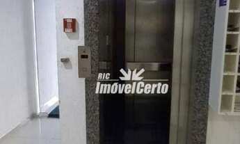 Imagem 2: Apartamento com 2 dormitórios para alugar, 62 m² por R$ 1.025/mês - Centro - Pinhais/PR