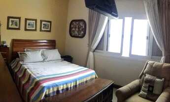 Imagem 7: Casa para venda possui 300 metros quadrados com 4 quartos em Vila Zezé - Jacareí - SP