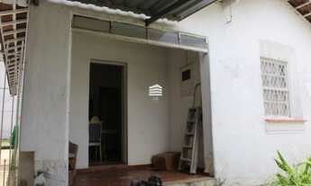 Imagem 2: Casa térrea em rua tranquila no Bosque da Saúde