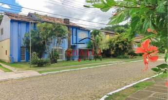 Imagem 2: PORTO ALEGRE - Casa Padrão - Hípica