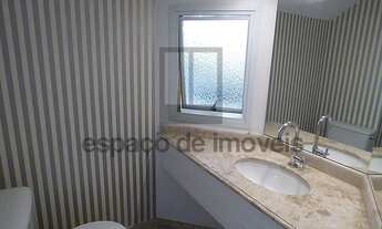 Imagem 7: Casa em estilo inglês em condominio fechado com lindo paisagismo