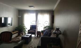 Imagem 3: Apartamento na região do Sumaré com 3 dormitórios sendo 1 suíte, 3 banheiros e 1 vaga