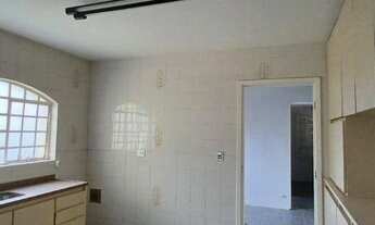 Imagem 6: Casa com 5 quartos, 315 m² - venda por R$ 859.000 ou aluguel por R$ 6.000/mês - Granja Via