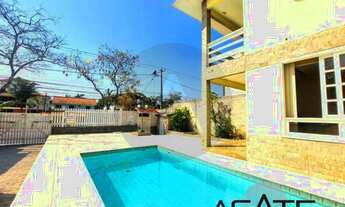 Imagem 1: Imobiliária Agatê Imóveis vende Casa Triplex de 331 m² - Piratininga - Niterói por R1.180