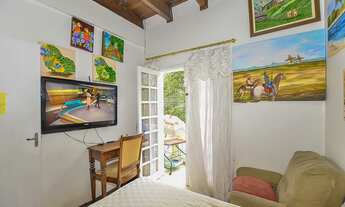 Imagem 3: Casa para venda tem 174 metros quadrados com 3 quartos em Vista Alegre - Curitiba - PR