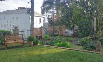 Imagem 3: Casa espaçosa ao lado do Centro com 246 m² com 4 quartos em Logradouro - Nova Petrópolis