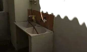 Imagem 6: Alugo casa de fundos de 1 quarto na QNL independente