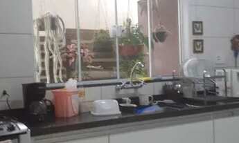 Imagem 2: Vendo casa,rua publica,no jardim Silvestre,parte alta,com vista livre