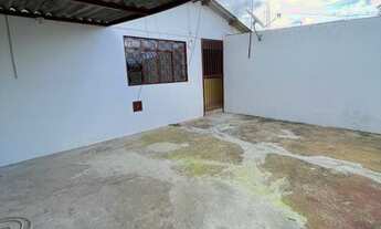 Imagem 2: Casa para aluguel possui 70 metros quadrados com 3 quartos em Taguatinga Norte - Brasília