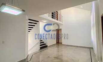 Imagem 6: Casa para aluguel tem 300 metros quadrados, com 4 suítes no Condomínio Mosaico da Serra